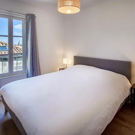 Entier - Centre Historique *